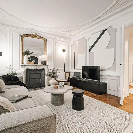 Lazare - 3 A Ternes * Paryż