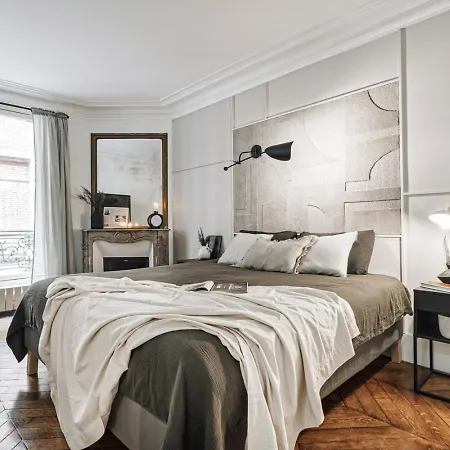 Lazare - 3 A Ternes Apartament Paryż